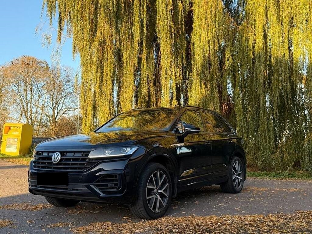 Experience German Luxury, 2019 Volkswagen Touareg 3.0 TDI V6 R-Line Tiptronic 4Motion.